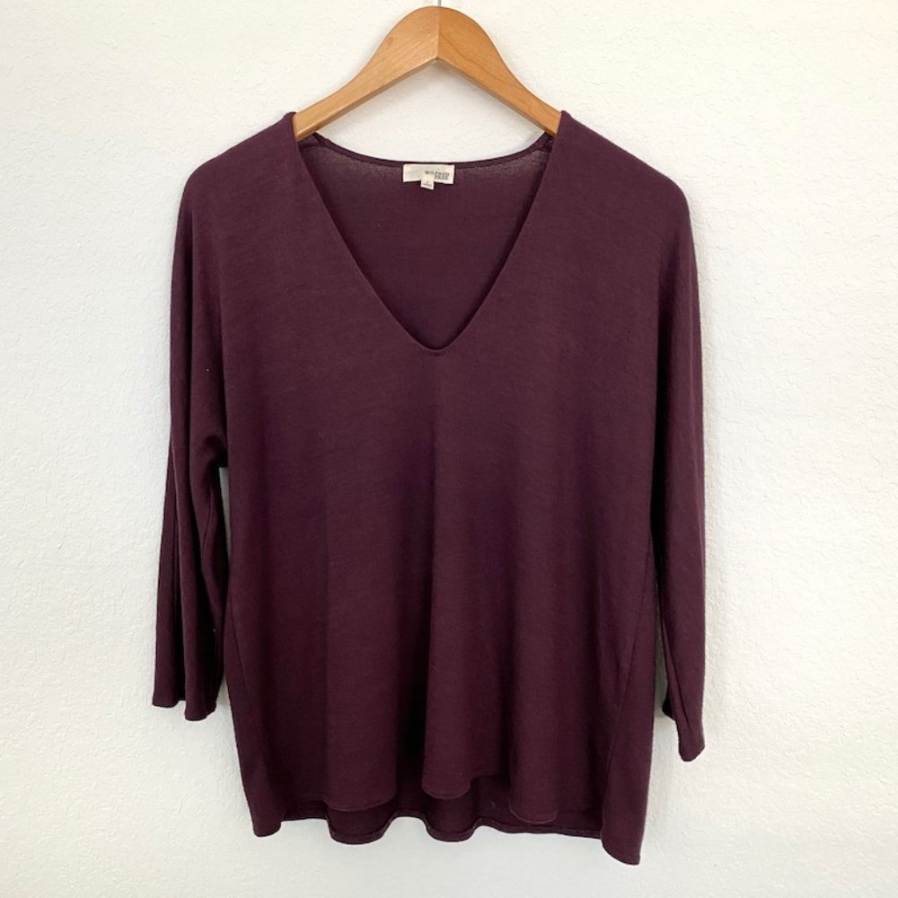 Aritzia Wilfred Free Purple V-neck Sweater